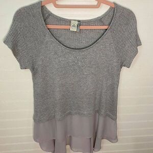 Paper Crane Short Sleeve Gray Layered Top